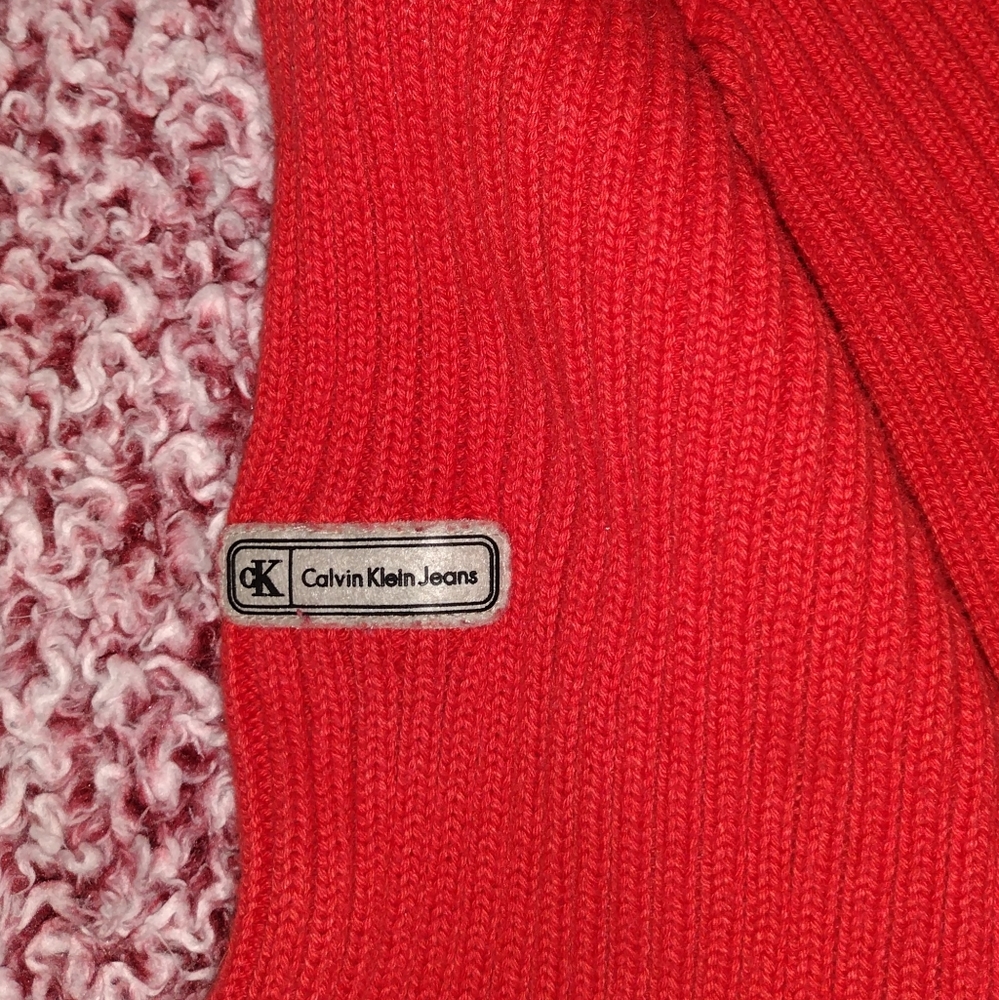 Calvin Klein sweater - Picture 3 of 6